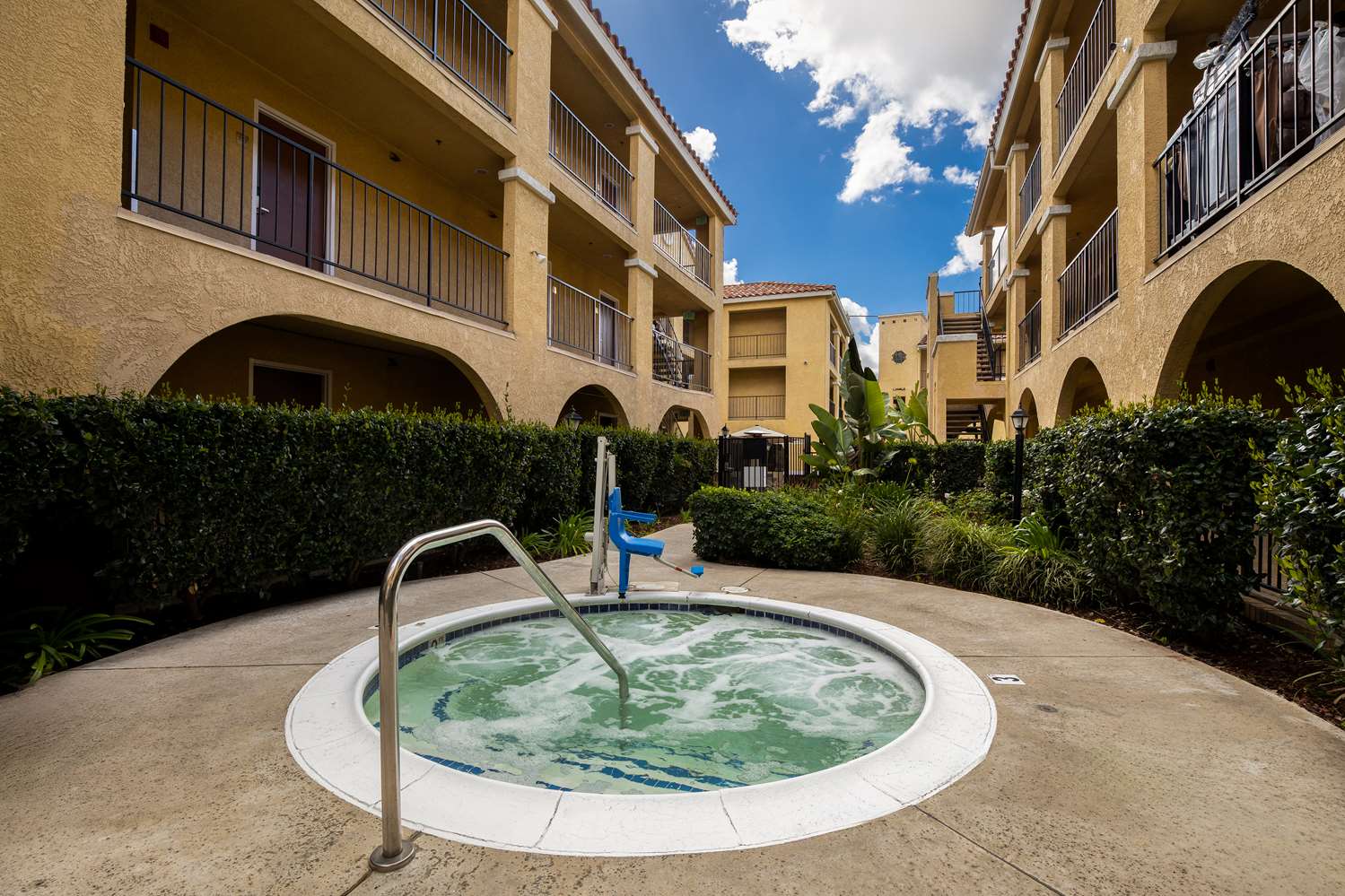 Best Western Moreno Hotel & Suites 24/25