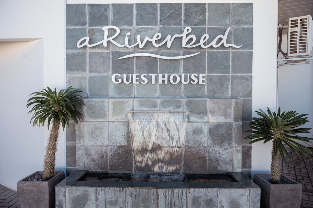 A Riverbed Guesthouse 1/50