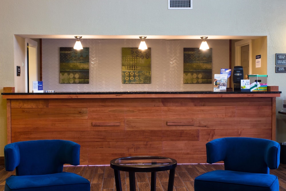 Best Western Plus Menomonie Inn & Suites 3/39