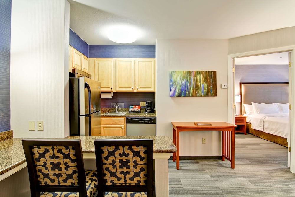 Homewood Suites By Hilton Stratford 39/51