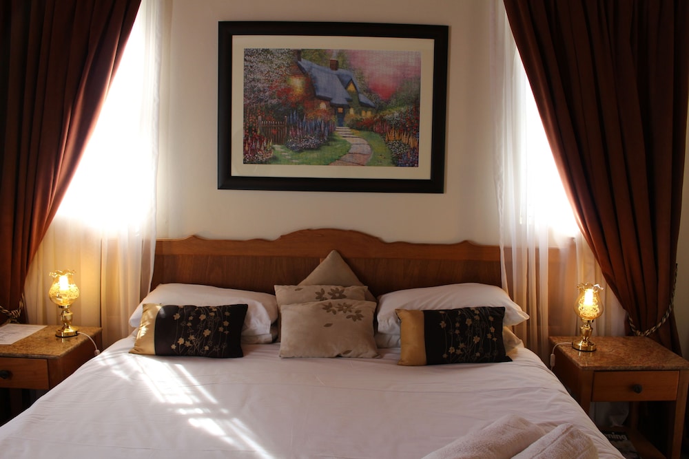 Knysna Manor House 17/50
