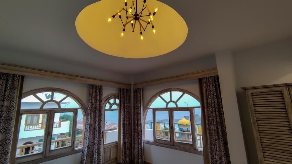 Shams Hotel &amp; Dive Centre 10/34