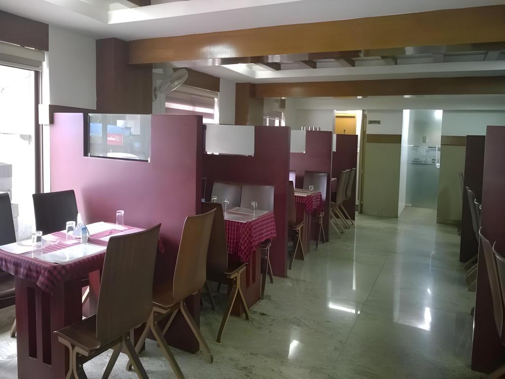 MADIKERI HERITAGE 18/21