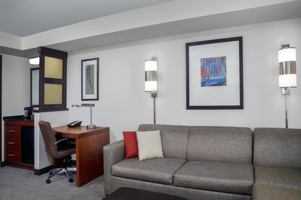 Hyatt Place Raleigh Cary 33/53