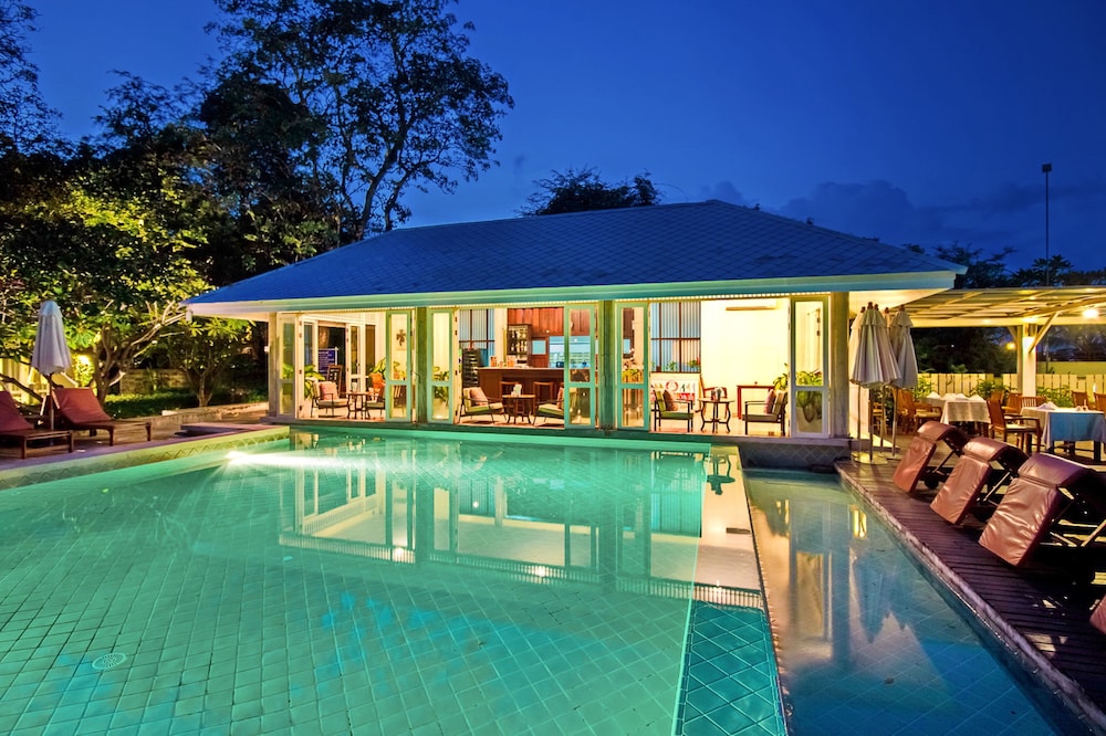 Baan Bayan Beach Hotel 9/73