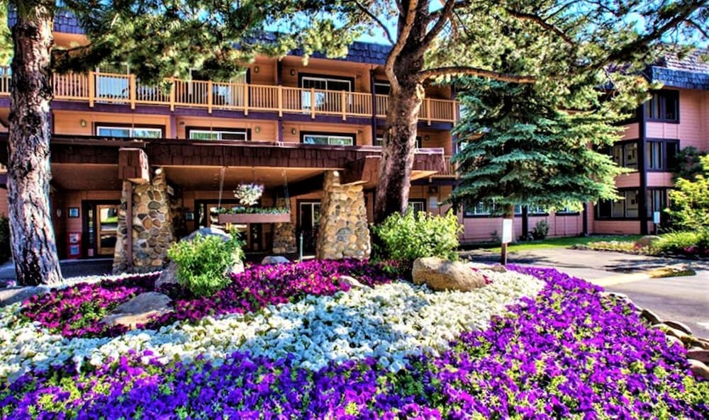 Tahoe Beach Ski Club 71/74