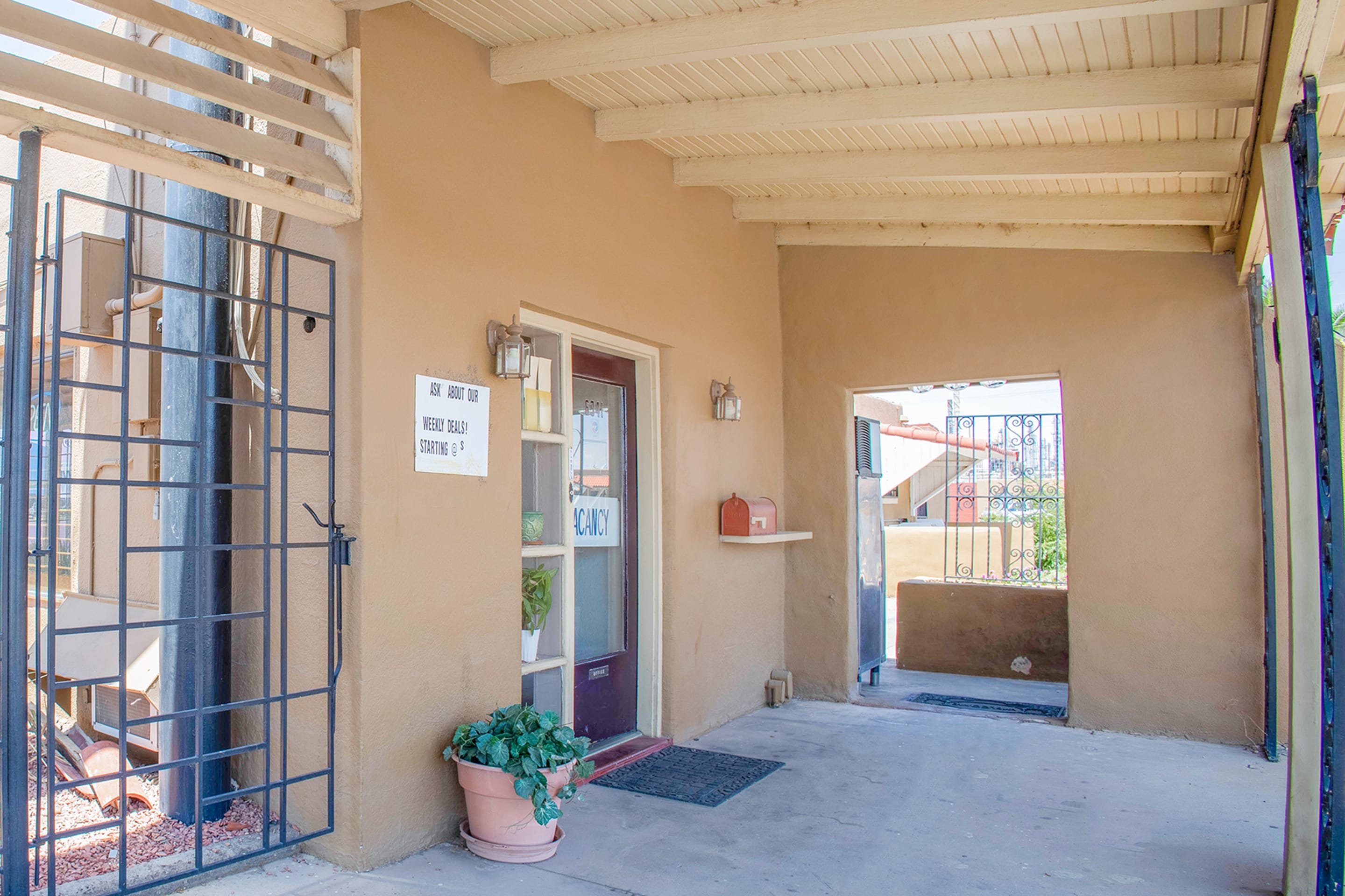 Sands Motel By OYO El Paso near Airport 27/31