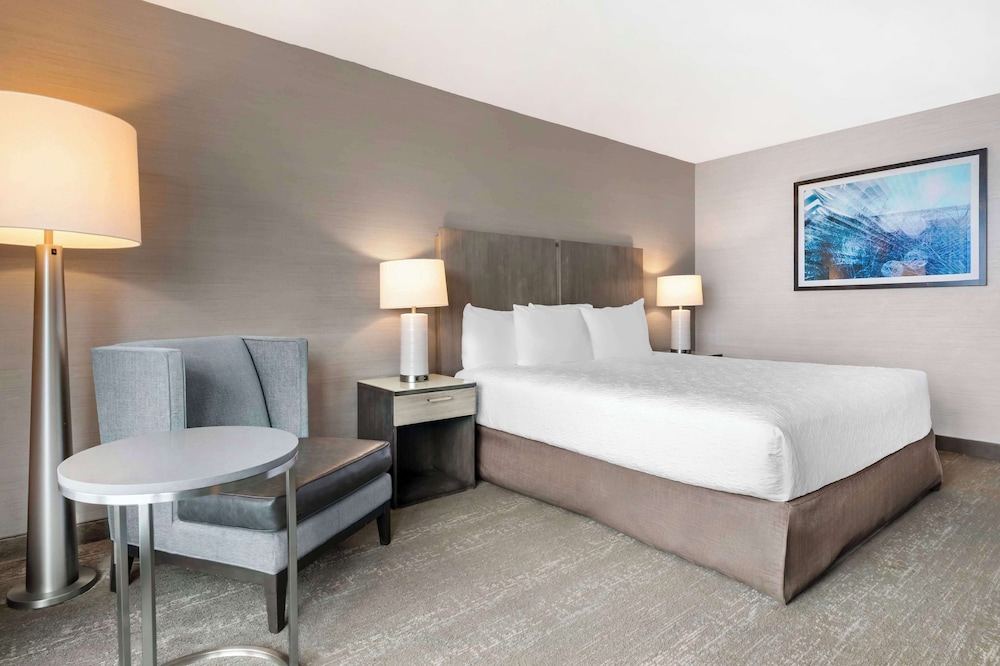غرفة قياسية بسرير كينج بإطلالة، Best Western Plus Agate Beach Inn 4/5