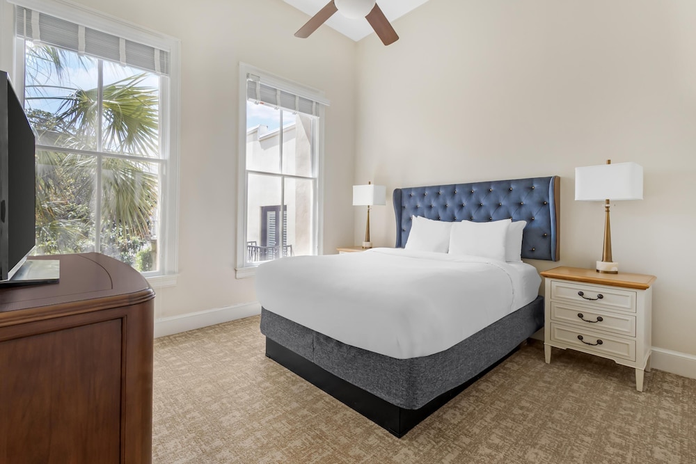 2 Bedrooms, Town House, 2 Queen Beds, Balcony