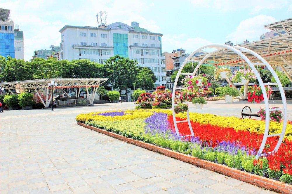 Liberty Hotel Saigon Greenview 41/50