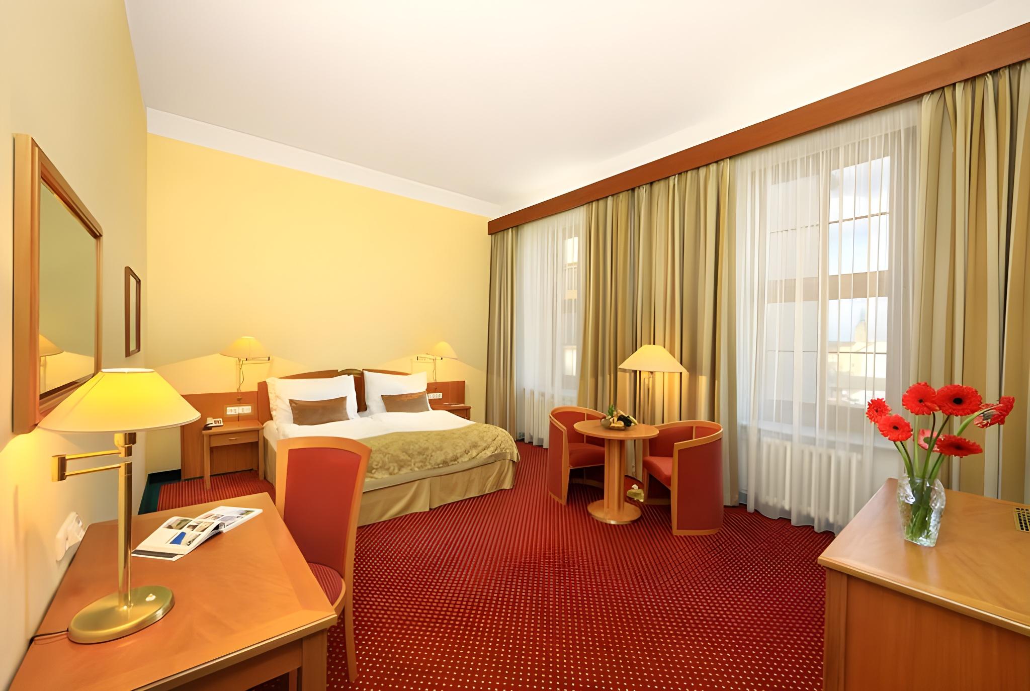Superior, Double or Twin Bed