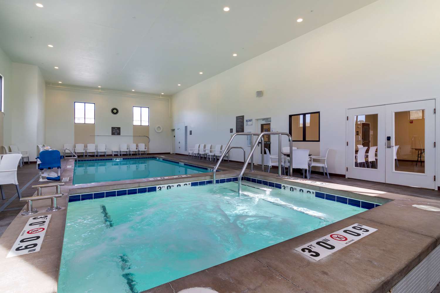 Comfort Inn & Suites Mandan - Bismarck 3/14