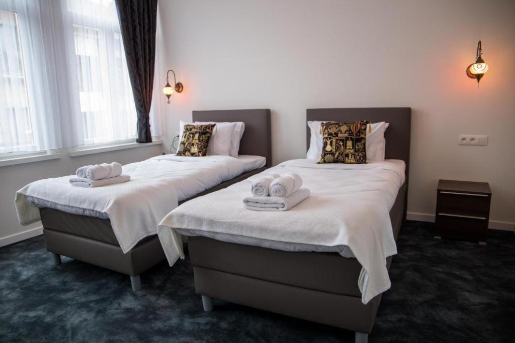 Hotel Guzy 22/68