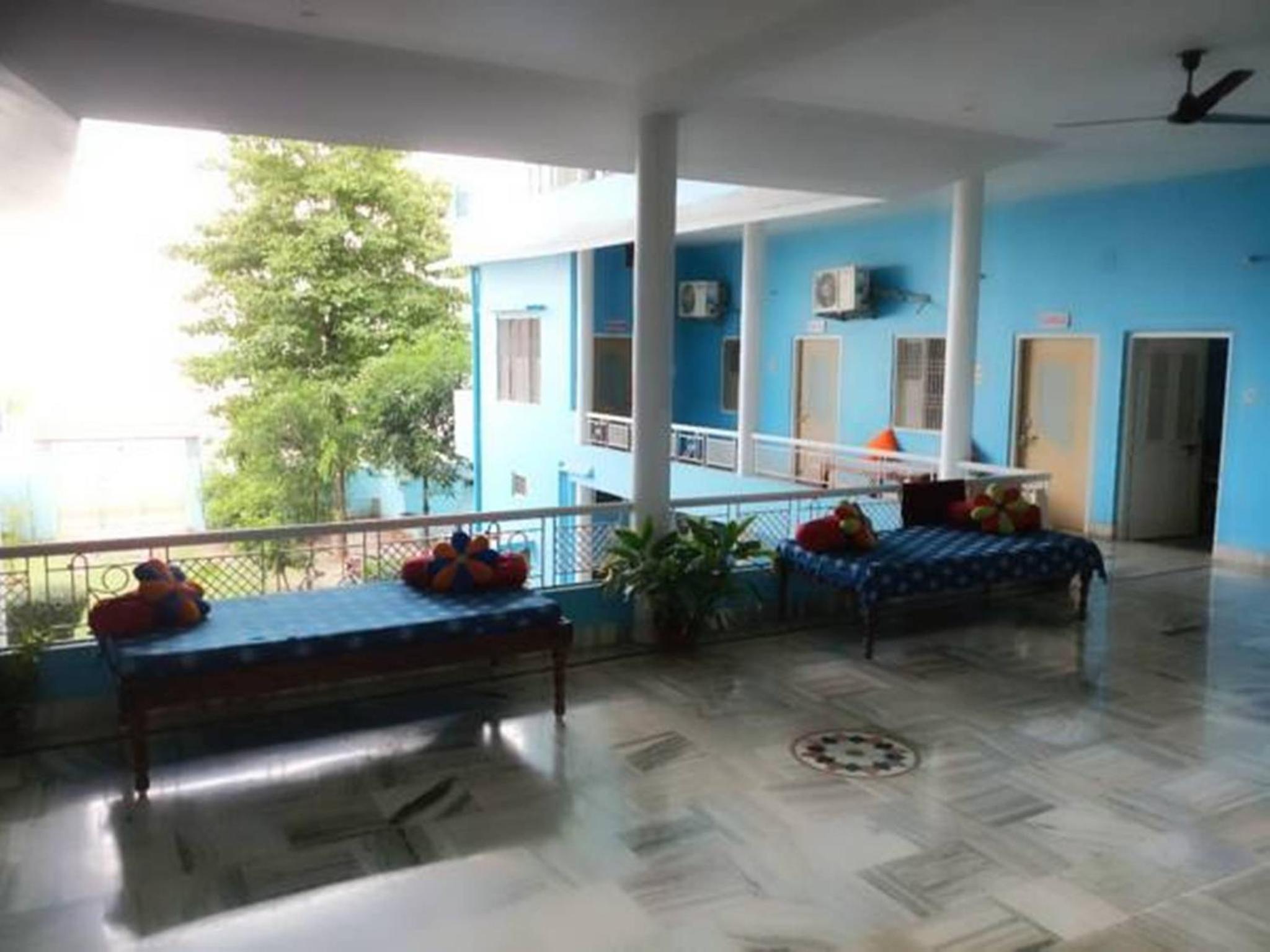 Shri Yoga Mandir Guest House 24/46