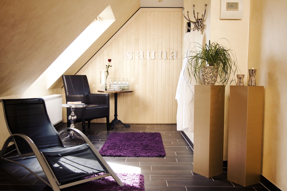 Hotel Tiek 43/50