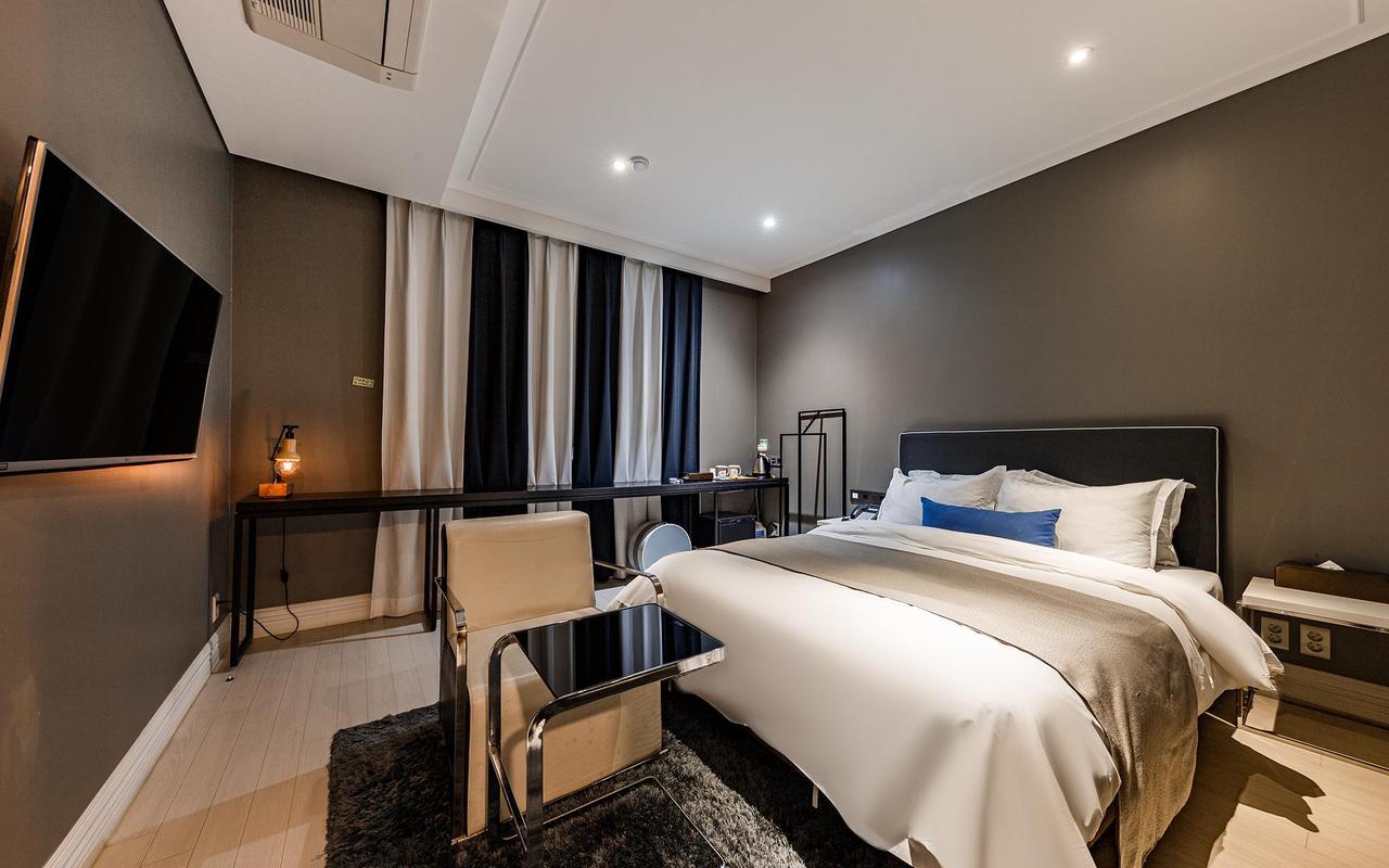 Daejeon Namoo Hotel 19/35