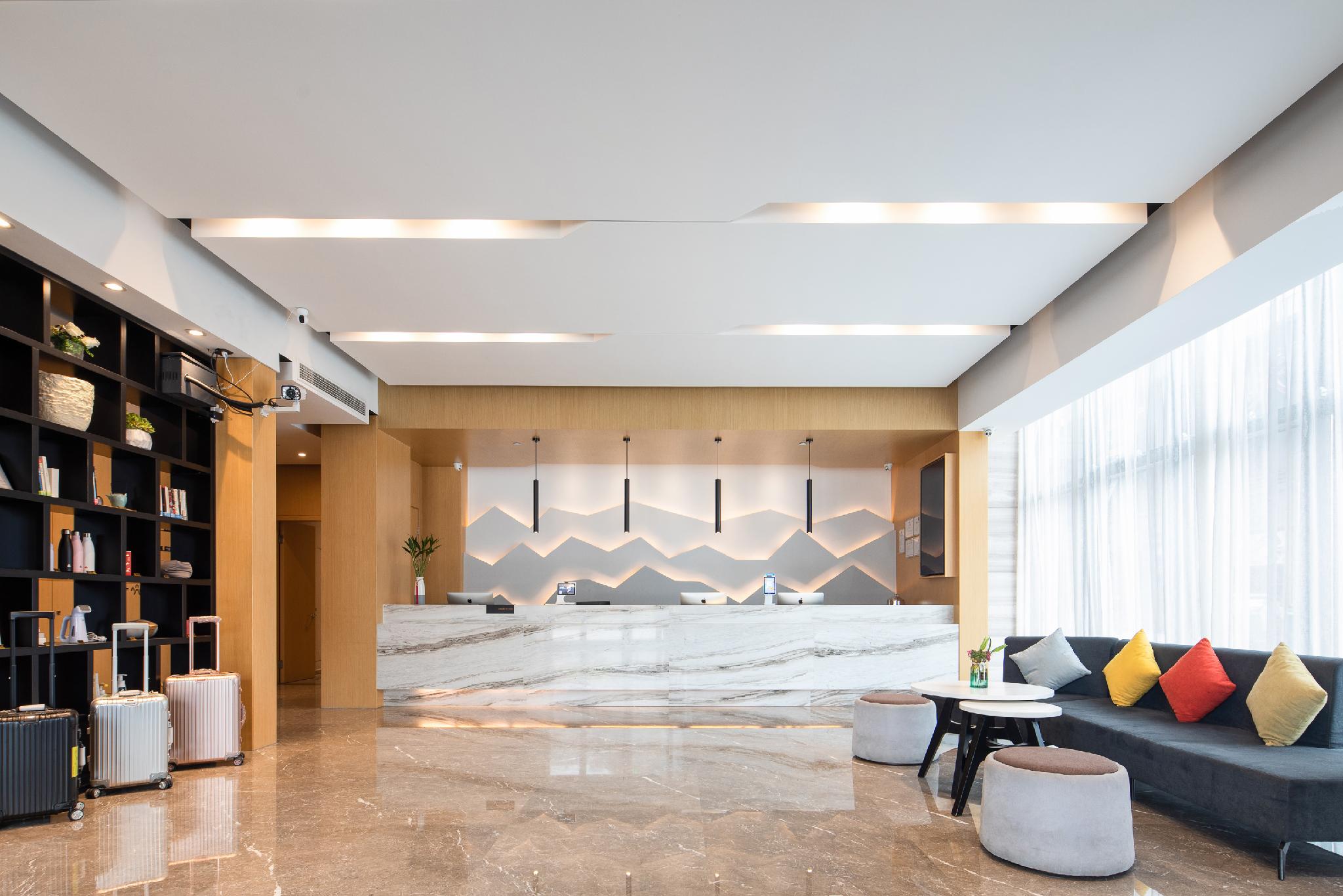 Rezen Select Hangzhou Xiaoshan Airport 18/28