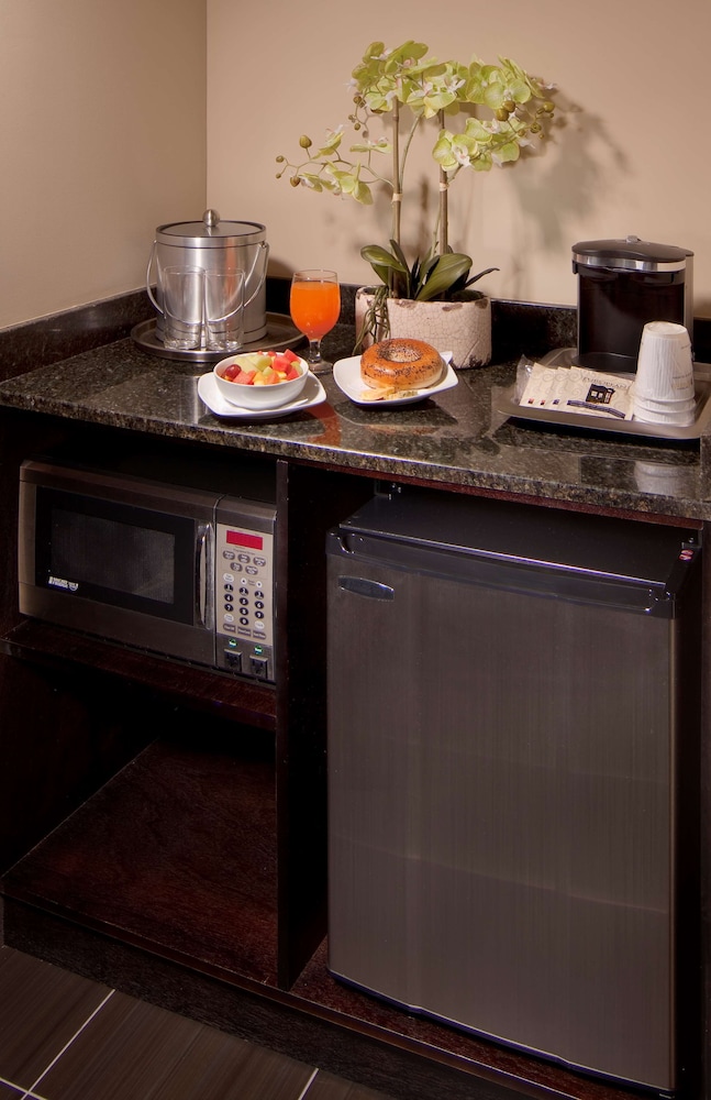 Best Western Plus Miami Intl Airport Hotel & Suites Coral Gables 29/33