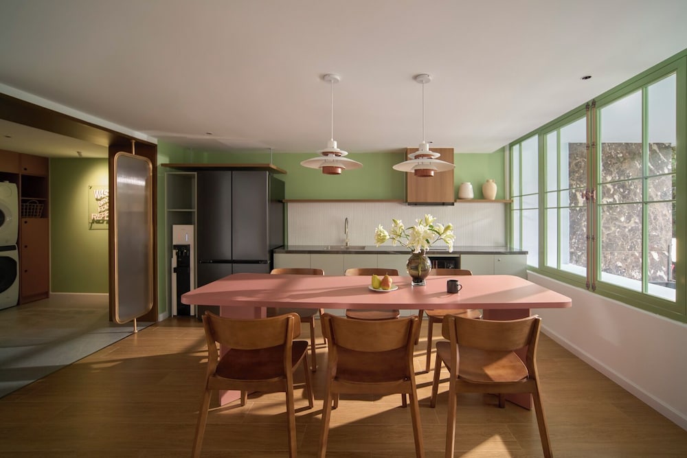 Express By M Village Hoang Sa, a brand of Modern Village Lifestyle 42/48