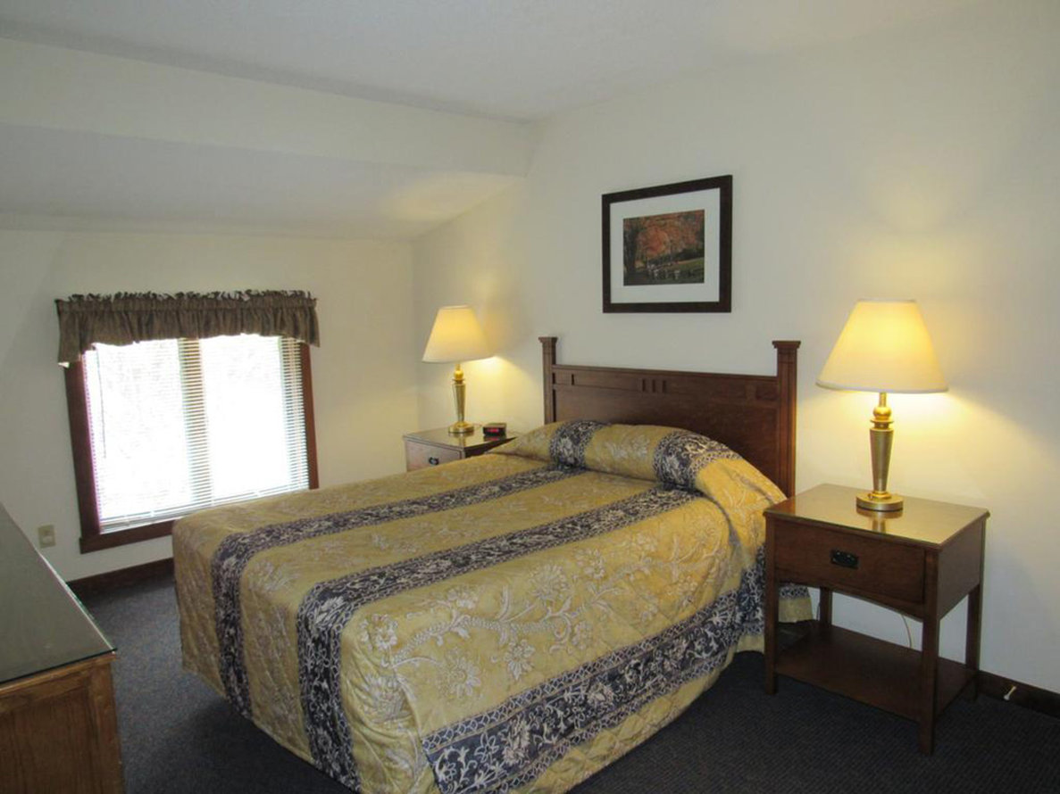 2 Bedrooms, Town House