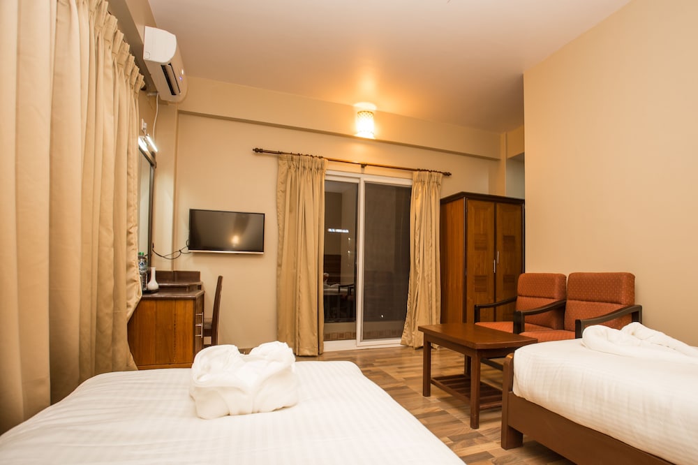 Pokhara Choice Inn 44/70