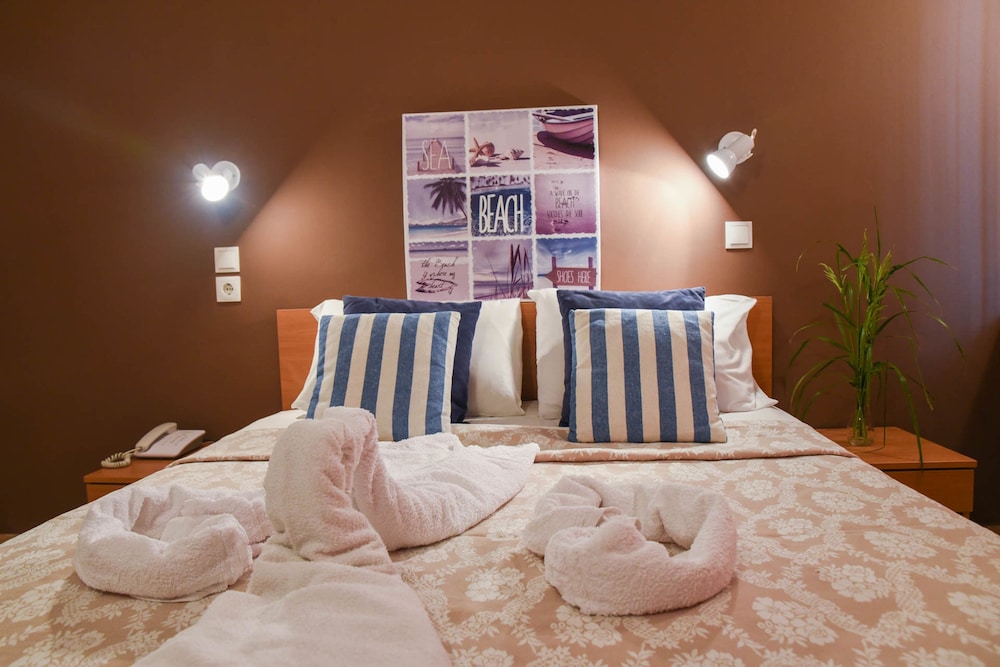 Vassilia Hotel 7/25