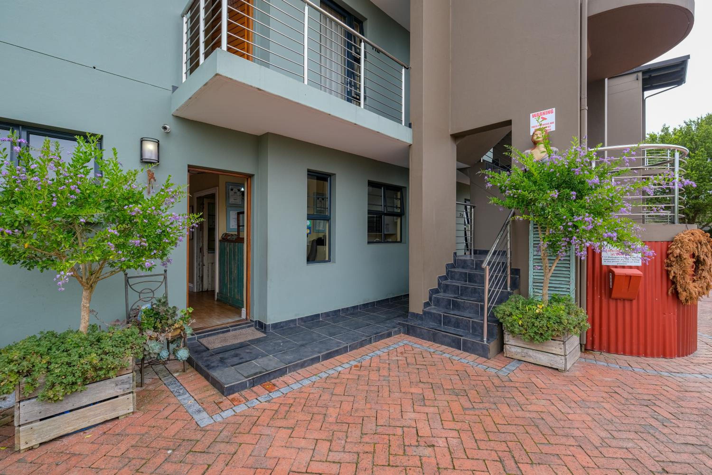 17onWellington Suites 6/51