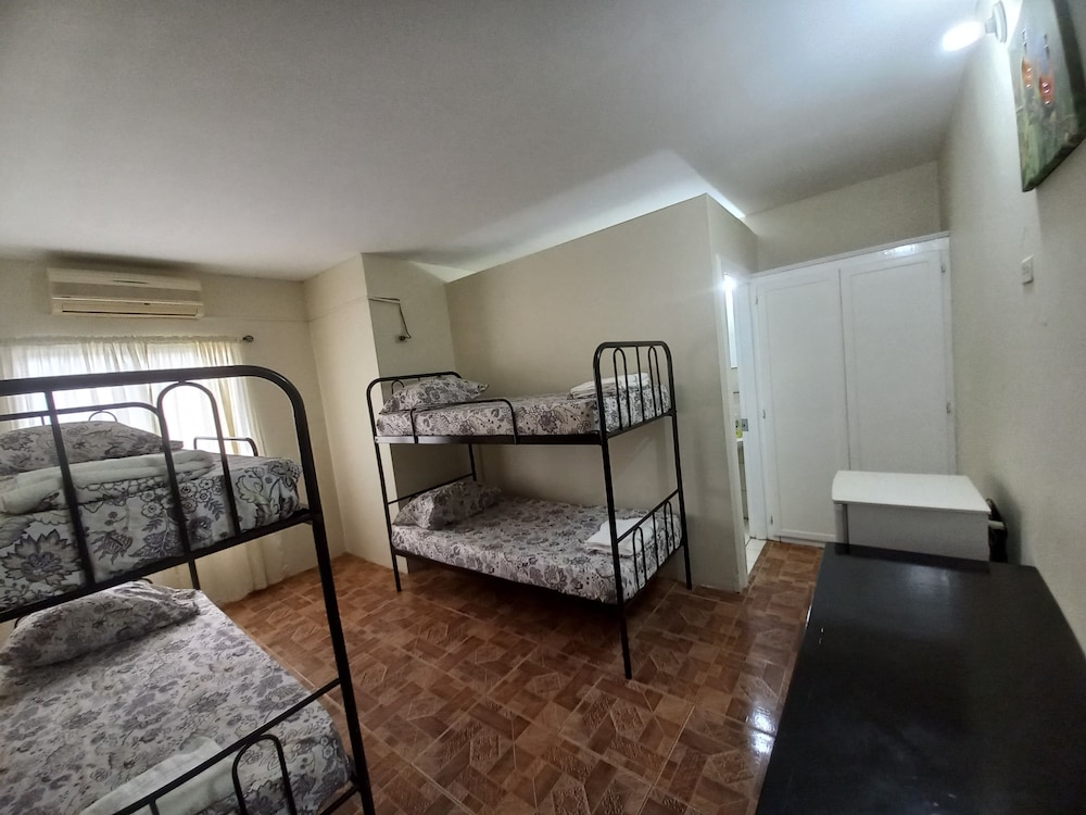 Shalom Guest House 13/19
