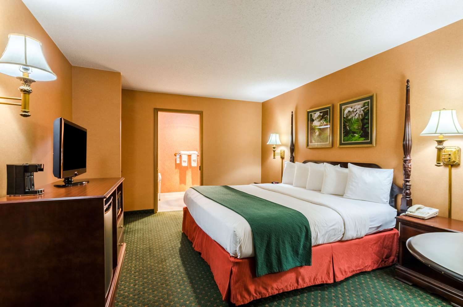 Quality Inn Eureka Springs South 26/67