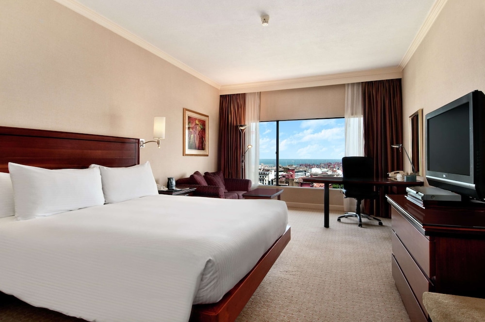 Hilton Hotel Colombo 19/80