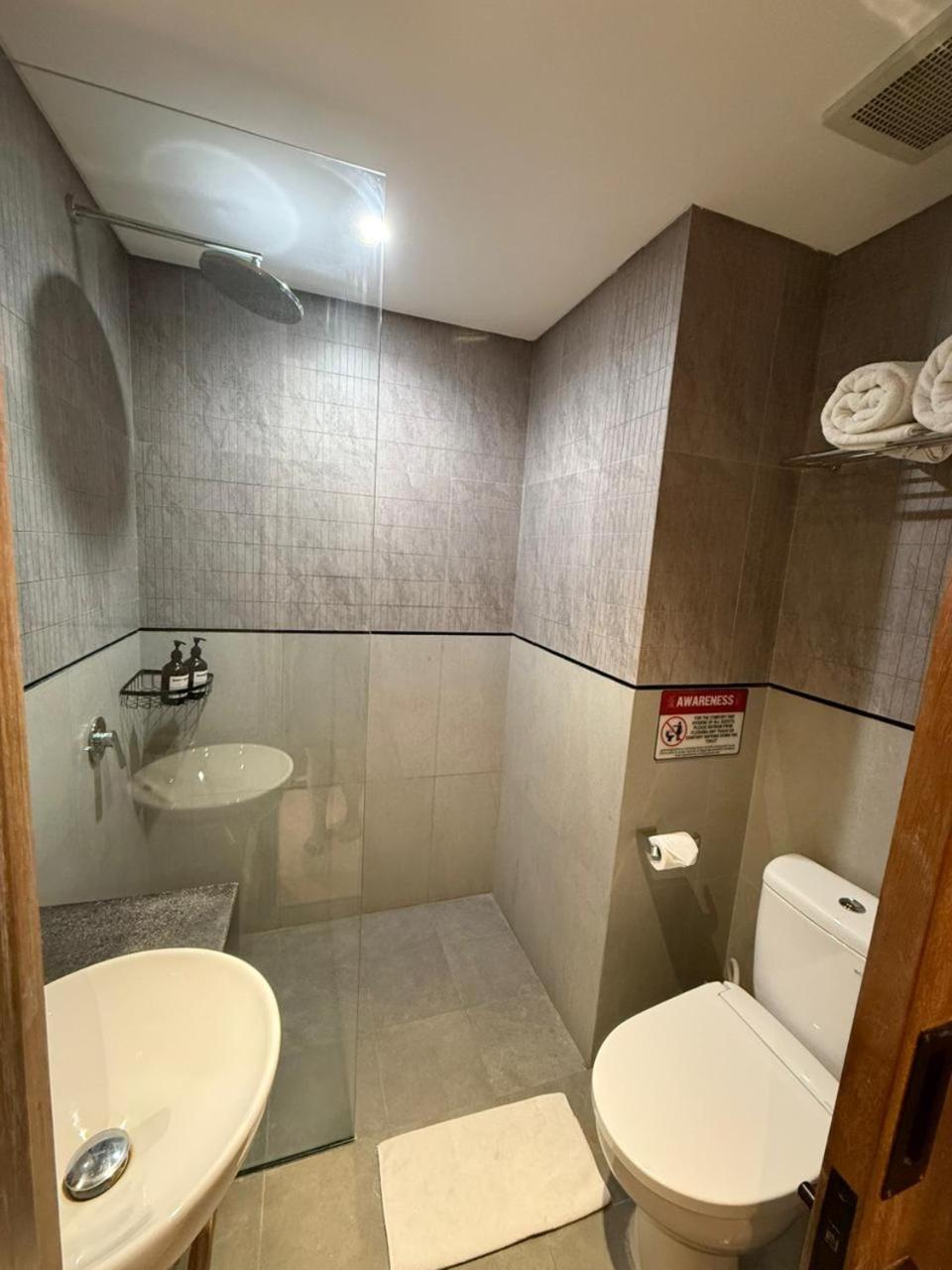 Suites5 Hotel 31/34