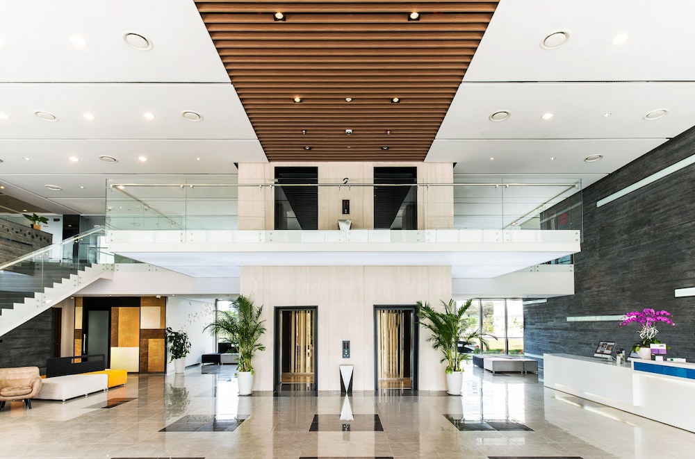 Novotel Living Saigon South 29/62
