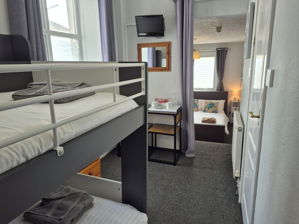 Barclay Guest House 29/47