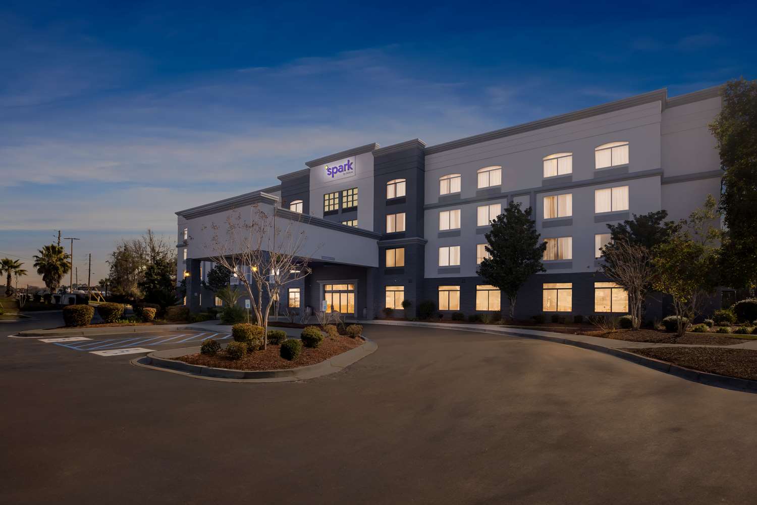 Spark by Hilton Port Wentworth Savannah 25/27