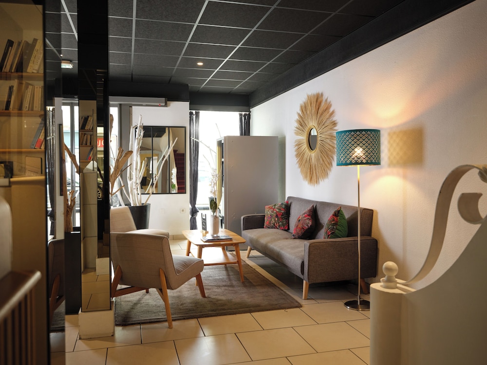 HOTEL DE LYON 24/33