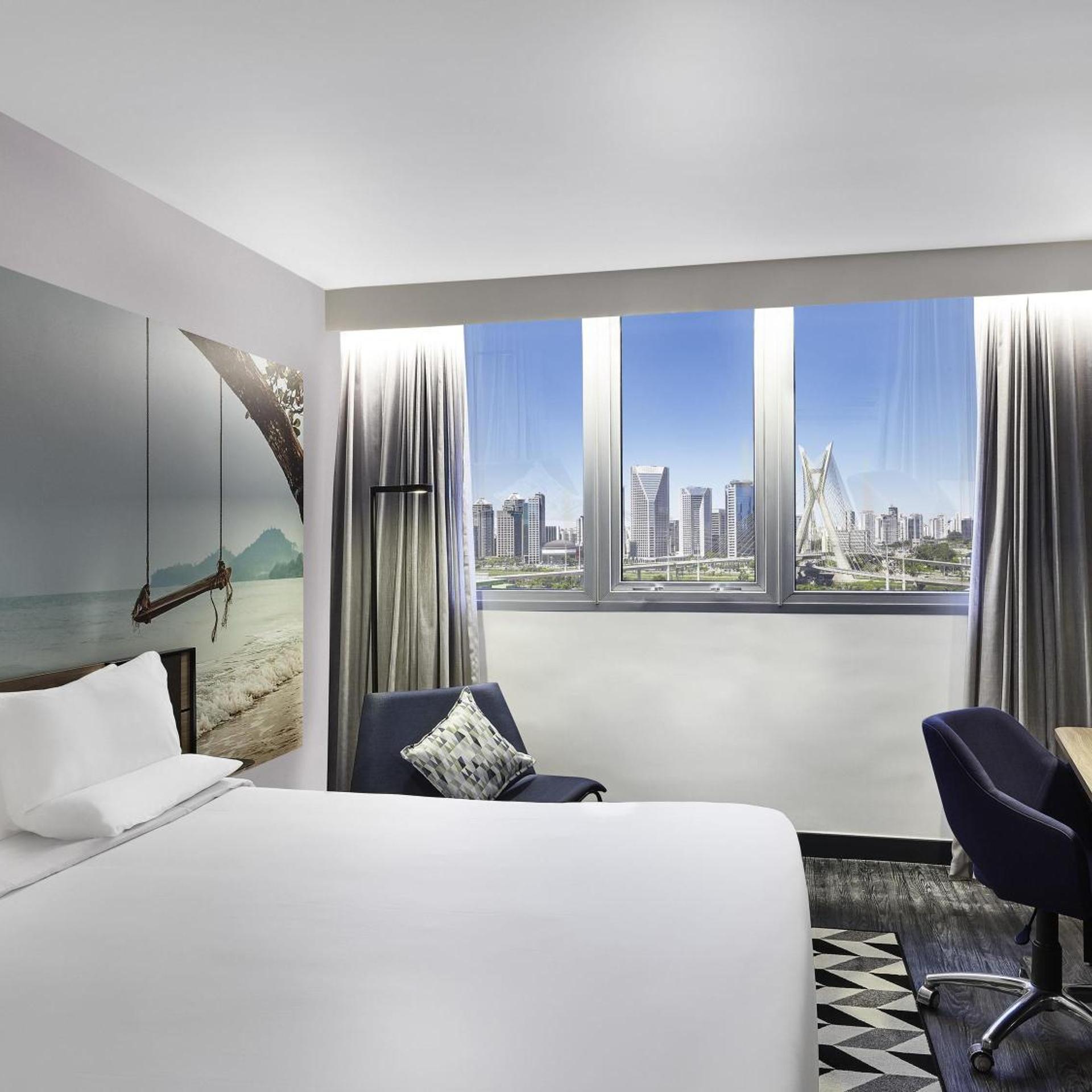 Superior, Apartment, Double Bed, Bridge View