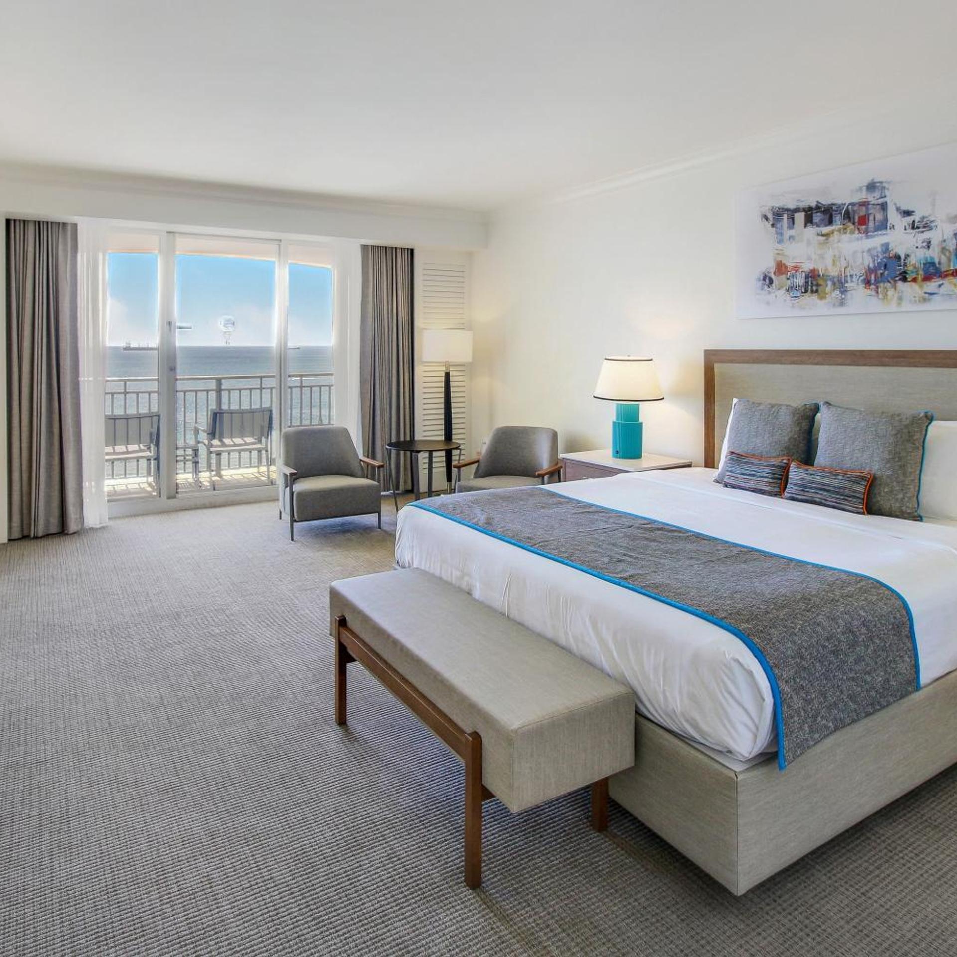 1 Bedroom, Suite, King Bed, Ocean Front