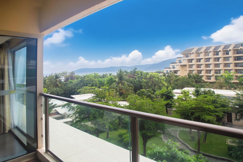 MGM Grand Sanya 25/50