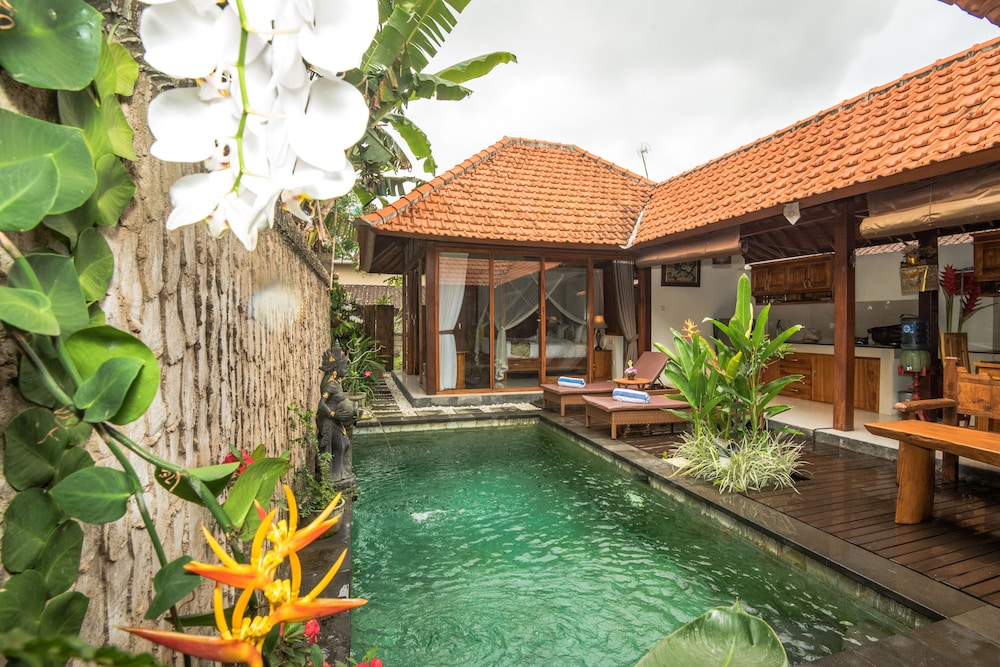 Naja Private Villa 13/17