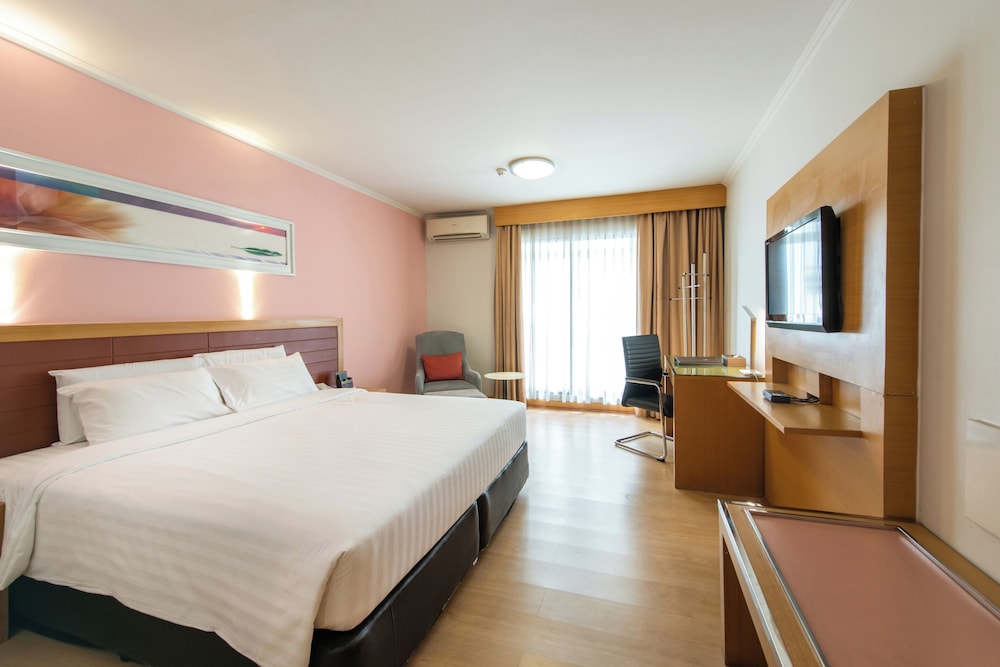 Maple Hotel 21/66