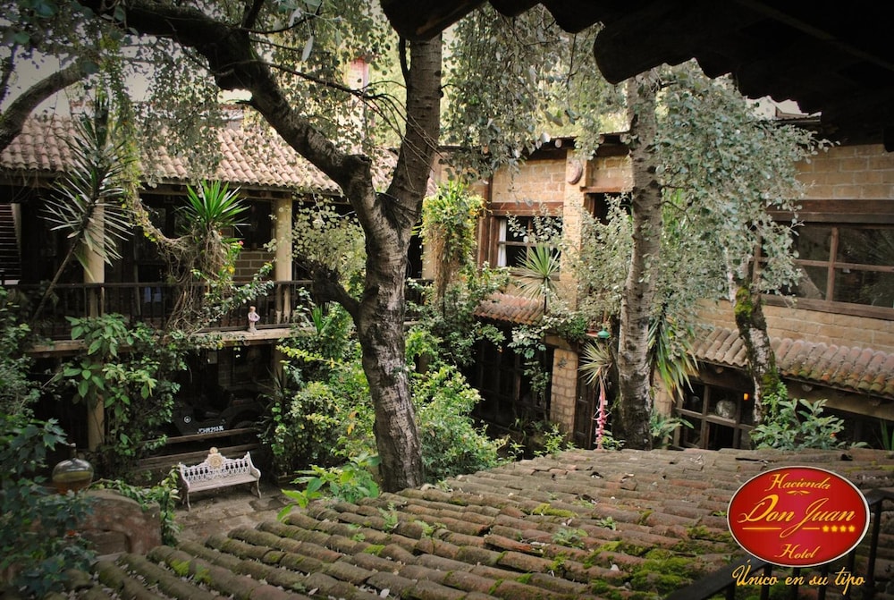 Hacienda Don Juan 41/43