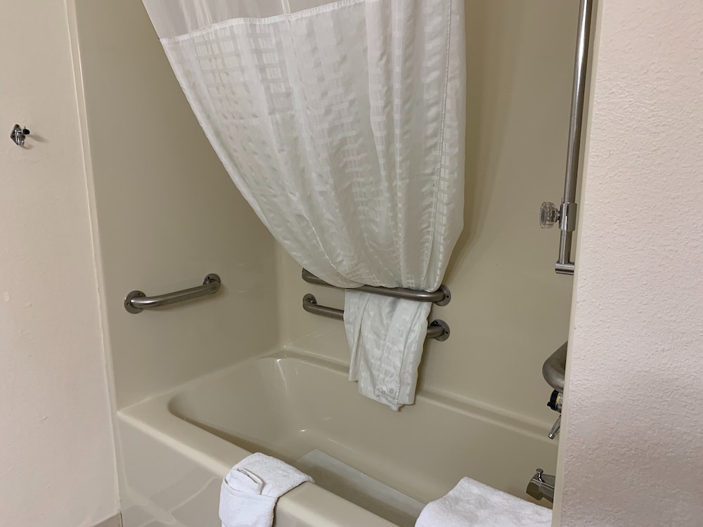 Days Inn Hinckley 17/31