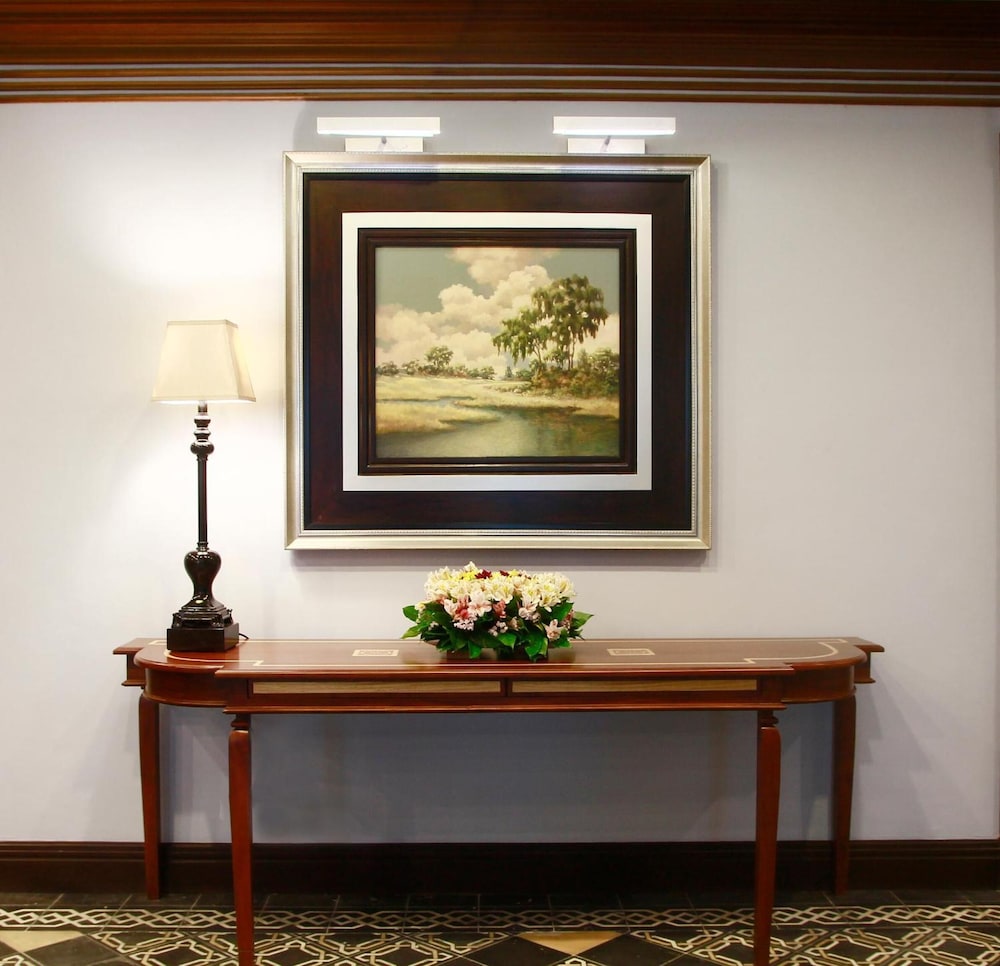 Herald Suites Polaris 7/49