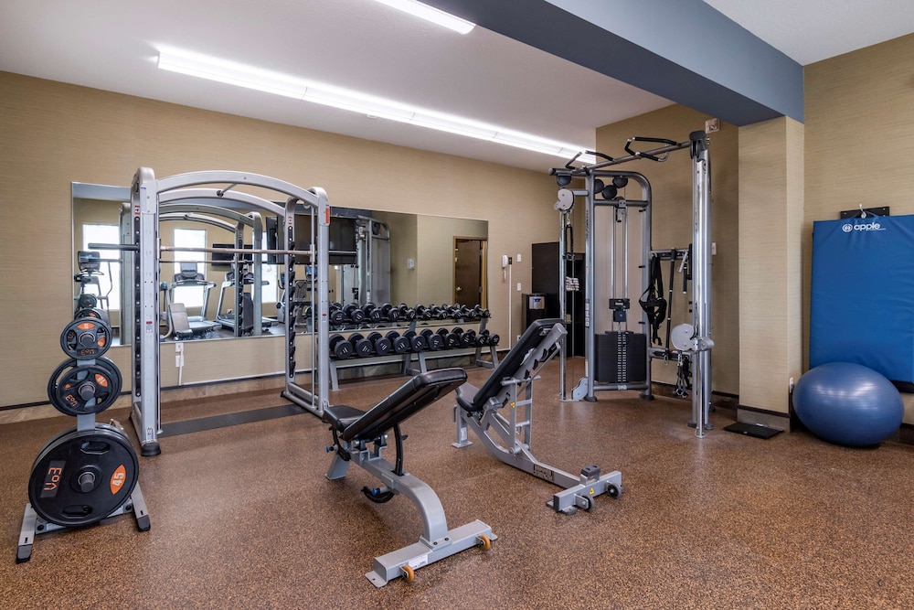 Best Western Bonnyville Inn and Suites 24/40