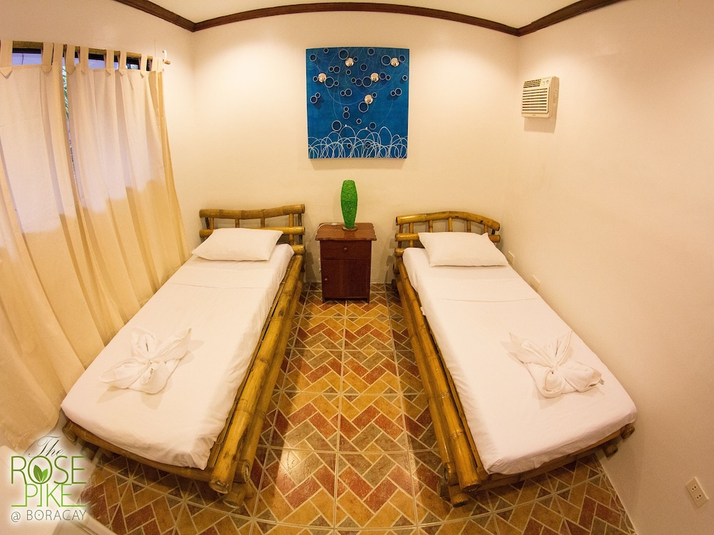 THE ROSE PIKE AT BORACAY 17/50
