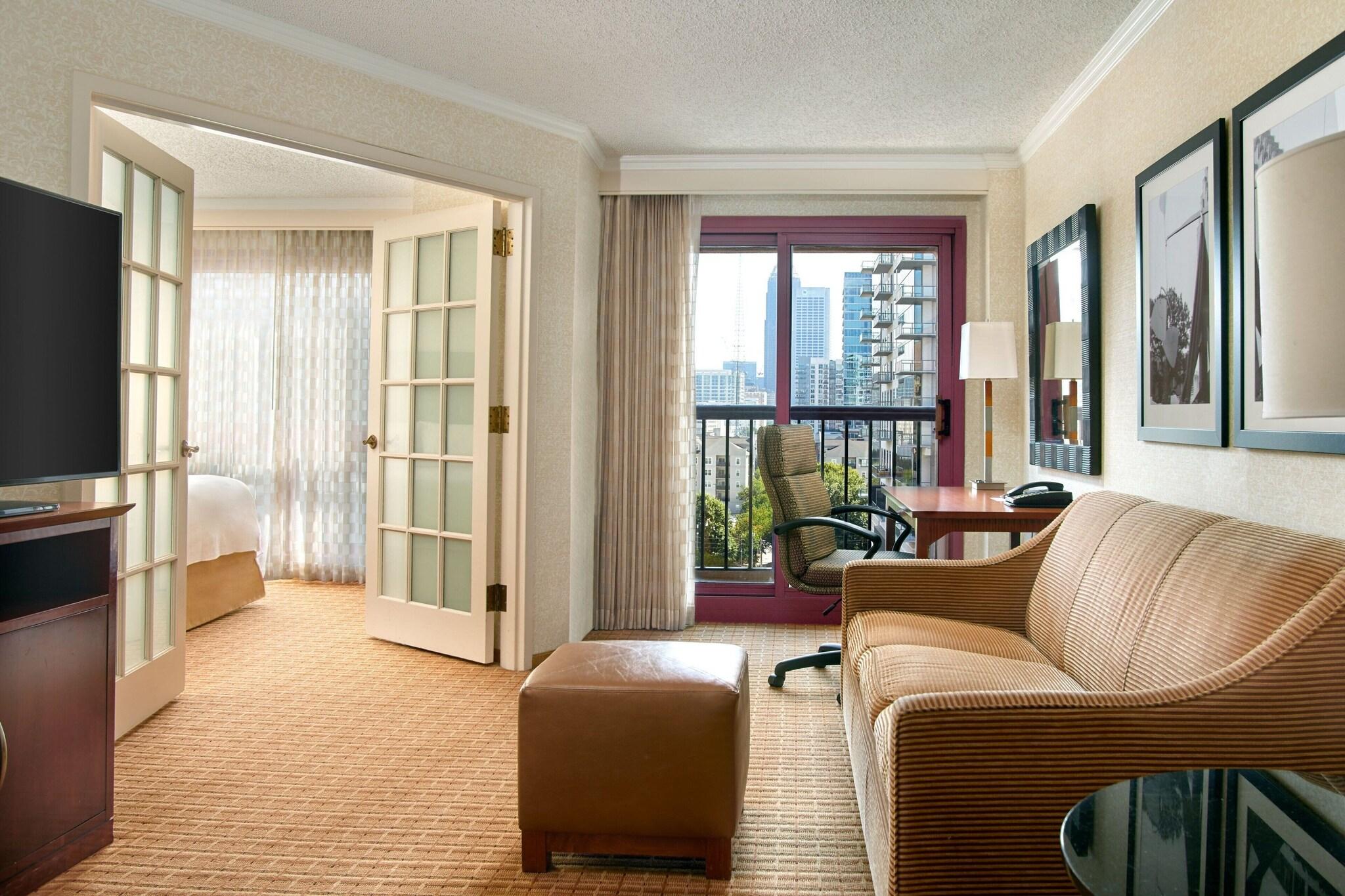 جناح بسريرين مزدوجين بغرفة نوم واحدة، Atlanta Marriott Suites Midtown 2/5