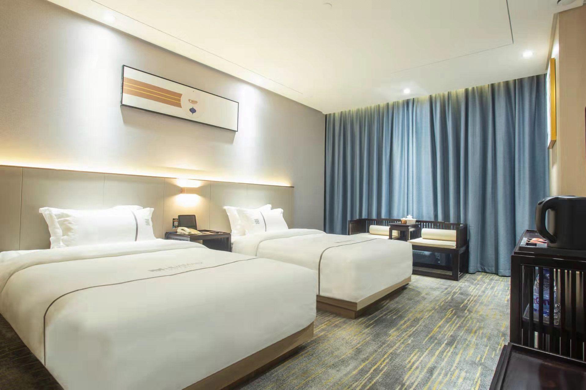 Huamao Hotel 9/23