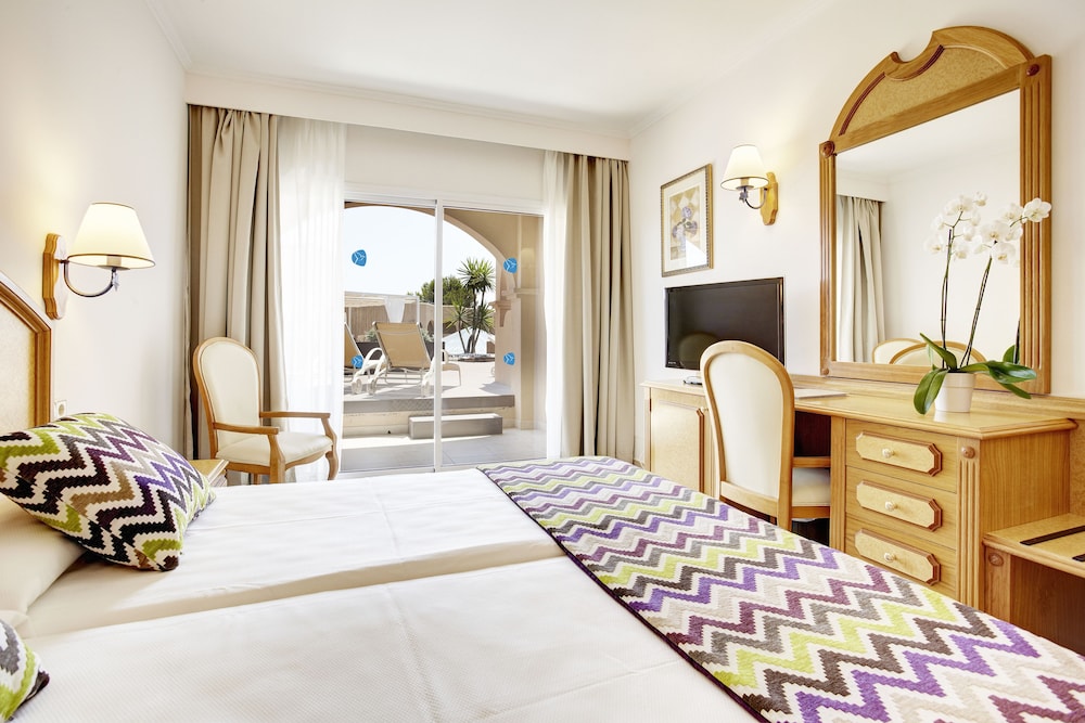 Grupotel Santa Eularia and Spa - Adults Only 15/54
