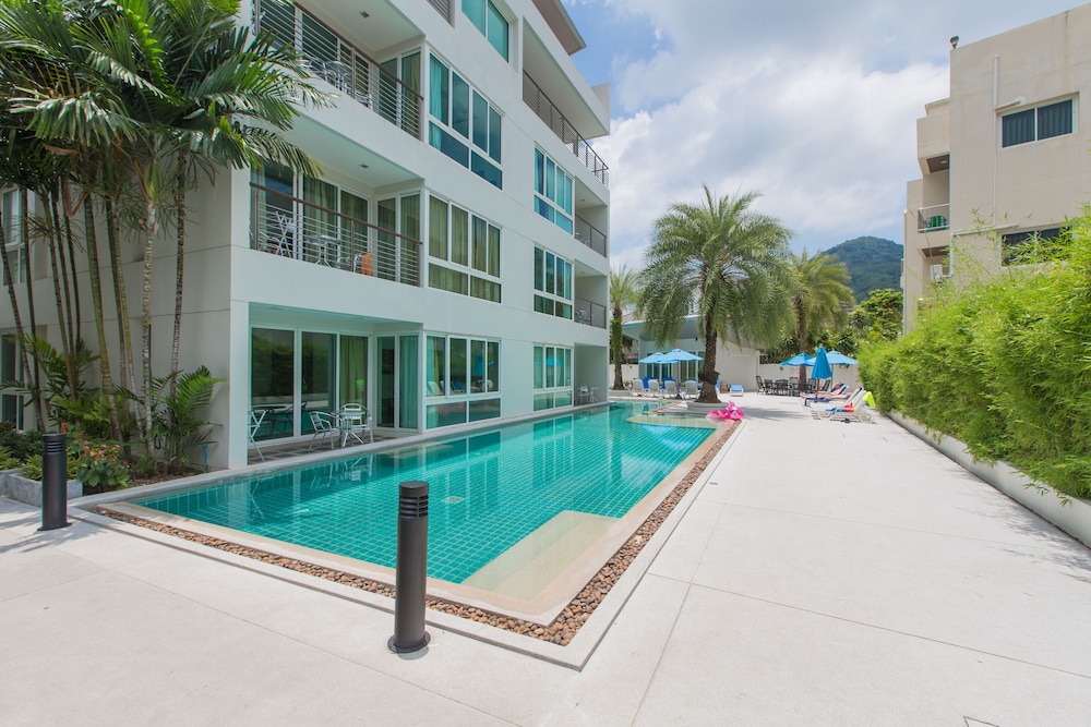 The Palms 6/50