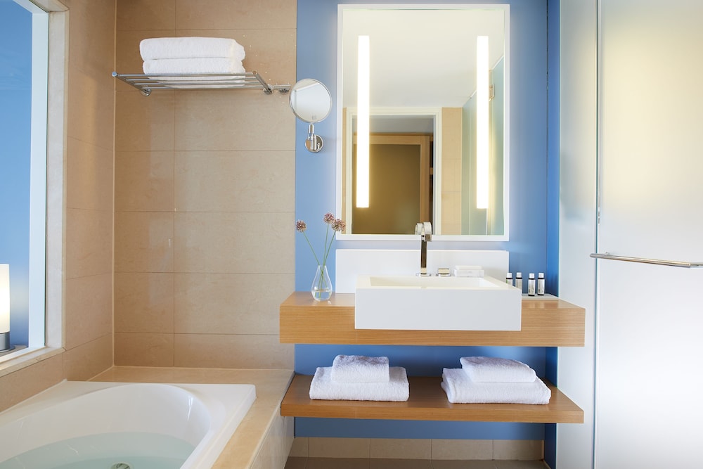 Lindos Blu Luxury Hotel & Suites - Adults Only 72/75